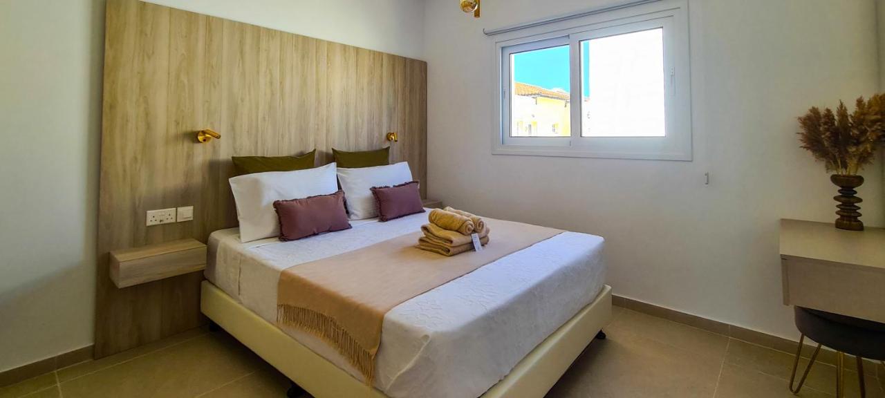 Phaedrus Living: Seaview Luxury Flat Limnaria 151 Apartment Paphos Exterior photo